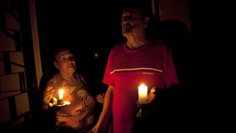 Βενεζουέλα: Τα μαγαζιά κόβουν το ωράριο λόγω ελλείψεων (και) ρεύματος