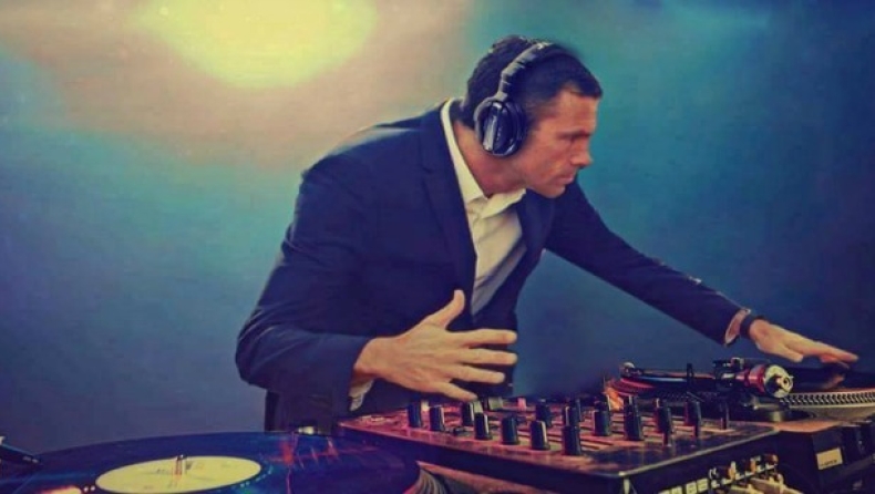 Σερί πάρτι η ΑΕΚ με… DJ Poyet!