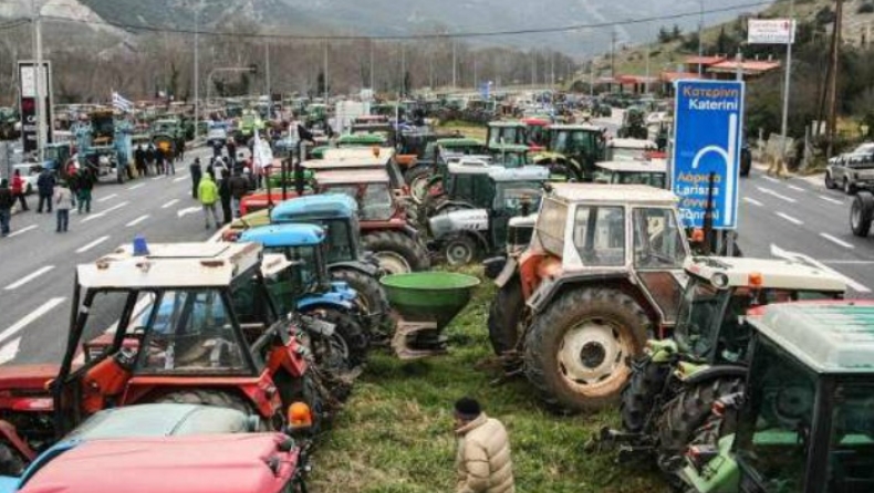 Tα μπλόκα των Τεμπών απειλούν: Σωστός διάλογος, αλλιώς δεν πάμε στον Τσίπρα