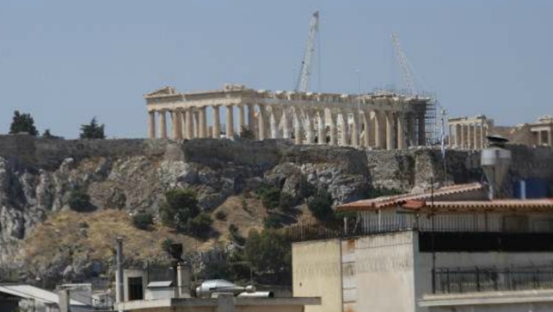 WSJ: Πρωτογενές πλεόνασμα θα έχει η Ελλάδα