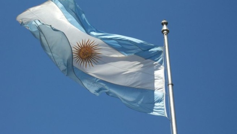 Αποπληρωμή του χρέους με απομείωση 25% προτείνει η Αργεντινή
