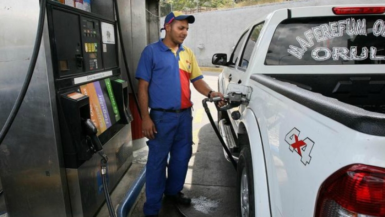 Βενεζουέλα: Αύξηση-φωτιά 6.000% στη τιμή της βενζίνης