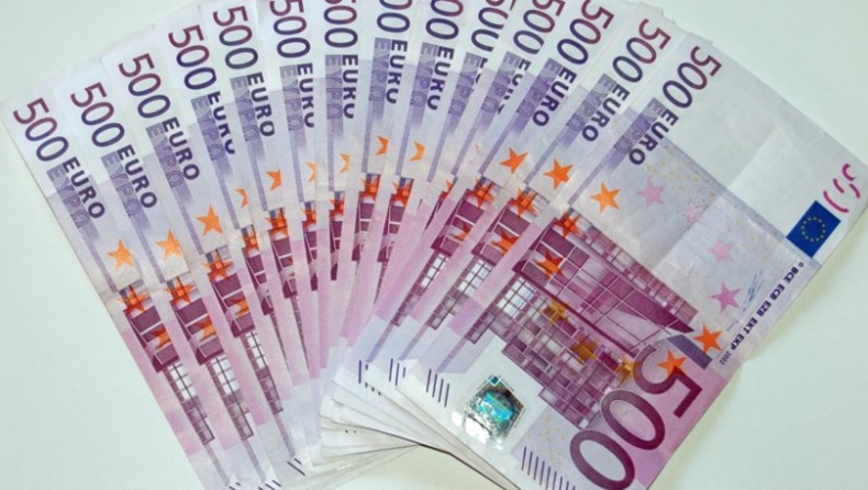 Ανησυχία για τα 500ευρα στα σεντούκια μετά την πρόθεση της ΕΚΤ να τα καταργήσει