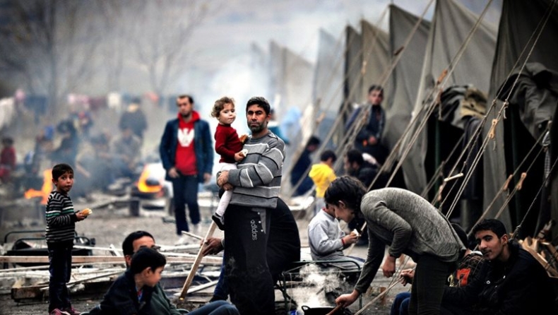 Έκθεση της ΕΕ: Τα hotspots για τους πρόσφυγες πρέπει να επιταχυνθούν