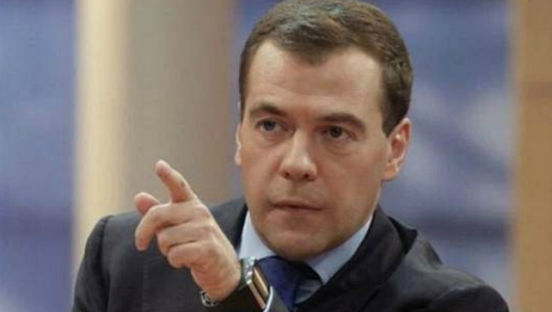 Μεντβέντεφ: Μια χερσαία επιχείρηση στη Συρία θα οδηγούσε σε ολοκληρωτικό πόλεμο!