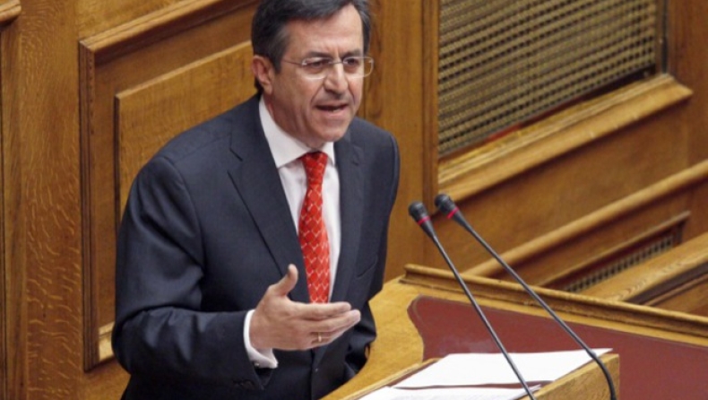 Το θέμα του θανάτου του Χριστόδουλου φέρνει στη Βουλή ο Νικολόπουλος