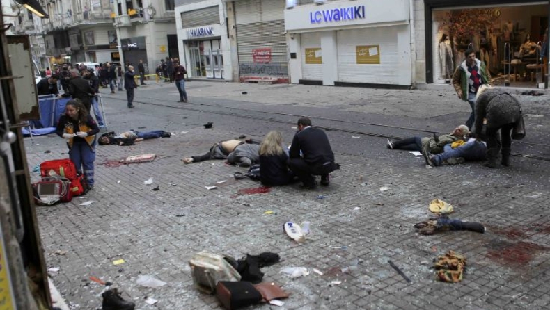 Αυξάνεται ο αριθμός των νεκρών στην Κωνσταντινούπολη