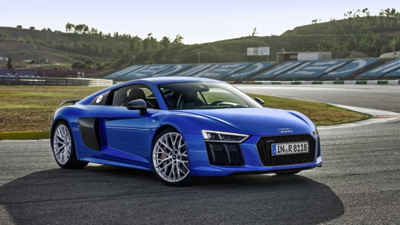 Σάρωσε τα βραβεία το Audi R8