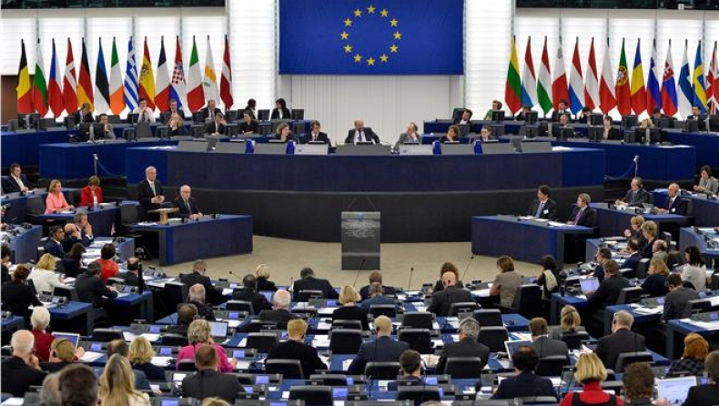 Το Ευρωκοινοβούλιο θα ελέγχει τους δανειστές