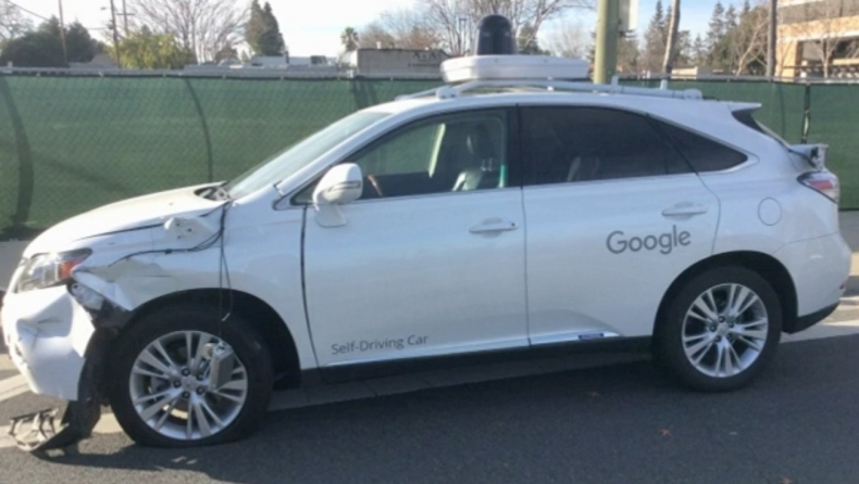 Το ατύχημα του αυτοκινήτου της Google (video)