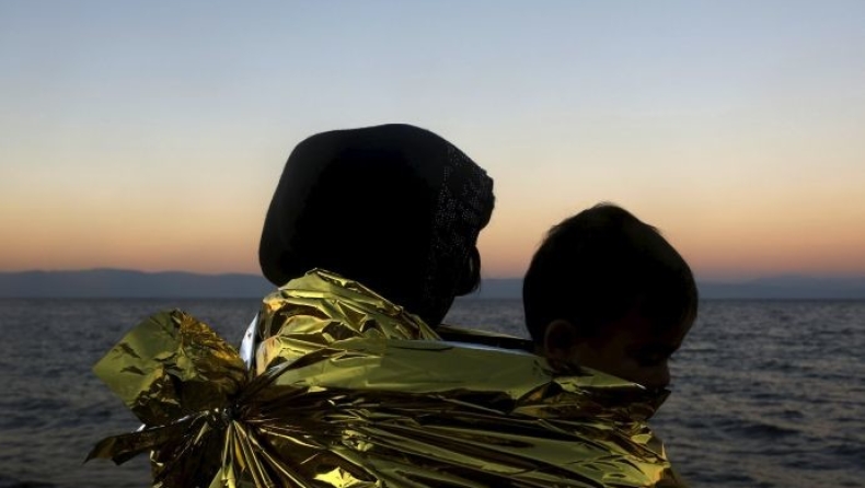 Πάνω από 1.700 πρόσφυγες και μετανάστες έφτασαν το τελευταίο 24ωρο στα νησιά