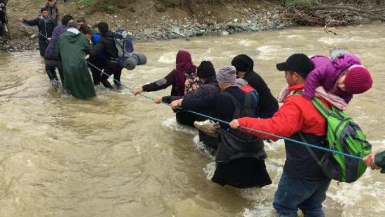 Ειδομένη: Αυξάνονται οι πρόσφυγες που προσπαθούν να περάσουν στα Σκόπια (pics)