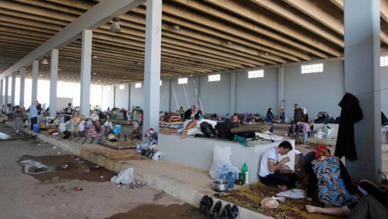 Ηurriyet: Περίπου 3 εκατ. οι πρόσφυγες που περιμένουν να περάσουν από την Τουρκία στην Ευρώπη