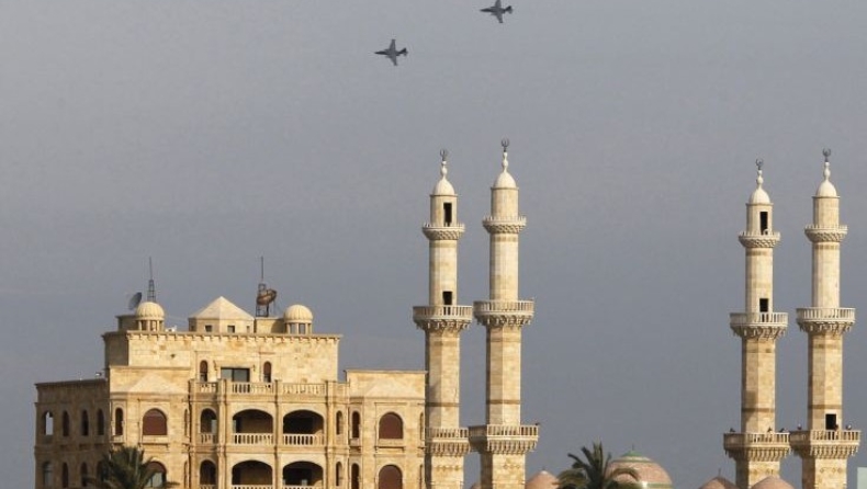 Σύροι αντάρτες κατέρριψαν πολεμικό αεροσκάφος στην επαρχία Χάμα