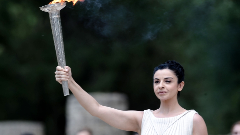 Ανάβει η Φλόγα για τους Ολυμπιακούς του Ρίο