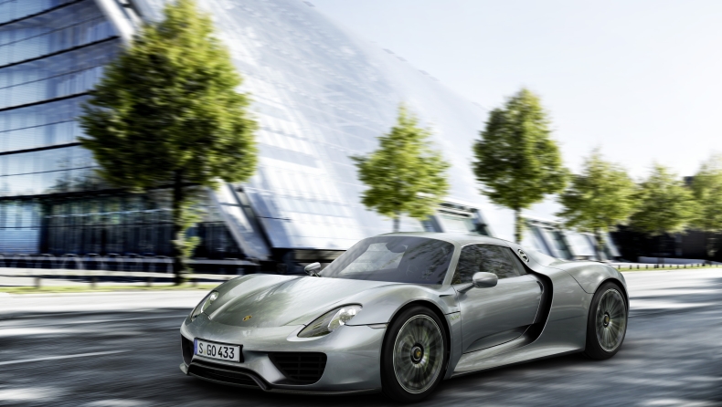 «Σμίκρυνση» για την Porsche 918 Spyder;