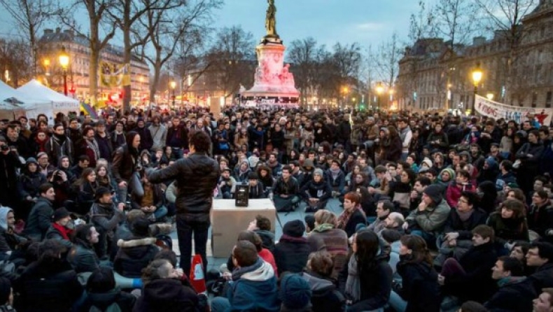 Στην Γαλλία βγήκαν στους δρόμους για τα εργασιακά τους δικαιώματα