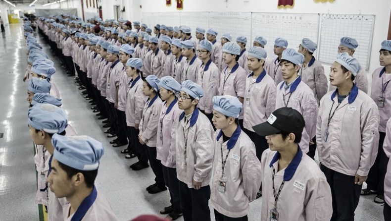 Το Bloomberg μπήκε στο εργοστάσιο όπου φτιάχνονται τα iPhone (pics)
