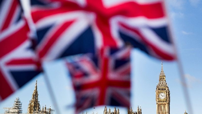 Το Brexit θα κοστίσει σε κάθε βρετανικό νοικοκυριό 4.300 λίρες