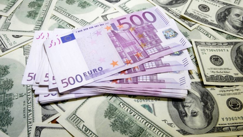 EKT: Δεν θα μειώσουμε την ισοτιμία ευρώ-δολαρίου