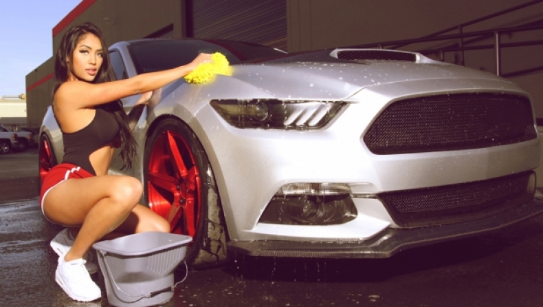 Πώς πλένεις σωστά μία Mustang; (video)