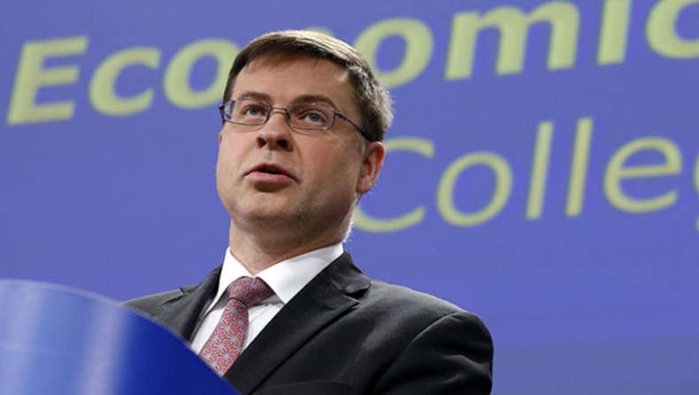 Ντομπρόβσκις: Η ευρωζώνη επιμένει σε πλεόνασμα 3,5% το 2018