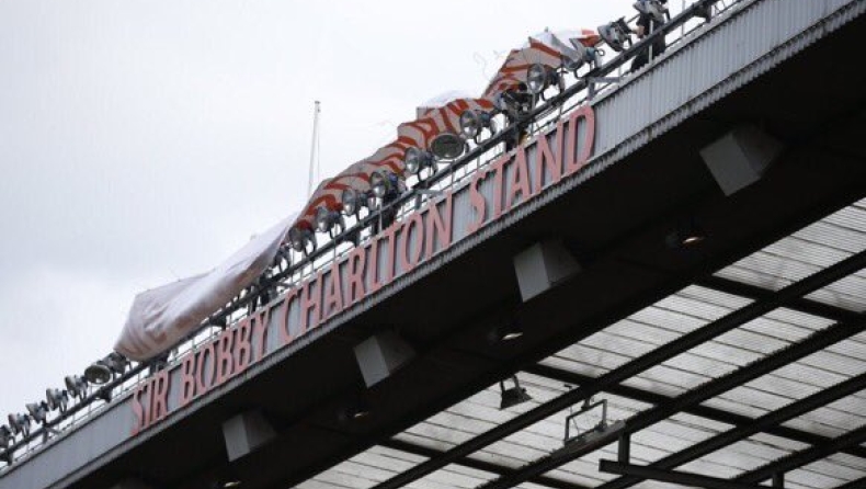 Kαι εγένετο Sir Bobby Charlton Stand! (vid+pics)