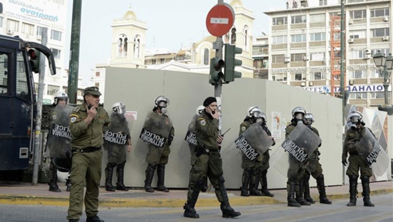 Ο ΣΥΡΙΖΑ ζητάει έρευνα για τη στάση της αστυνομίας στα επεισόδια στον Πειραιά