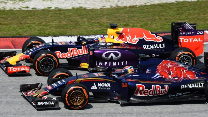 Πιλότοι που έχουν τρέξει με δύο ομάδες την ίδια σεζόν στη Formula1