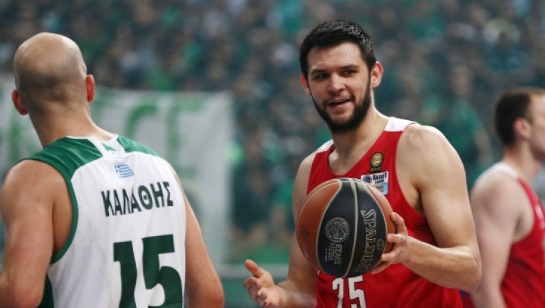 Παπανικολάου: «Το ματς αυτό είναι το ελληνικό μπάσκετ σε δύο φάσεις!»