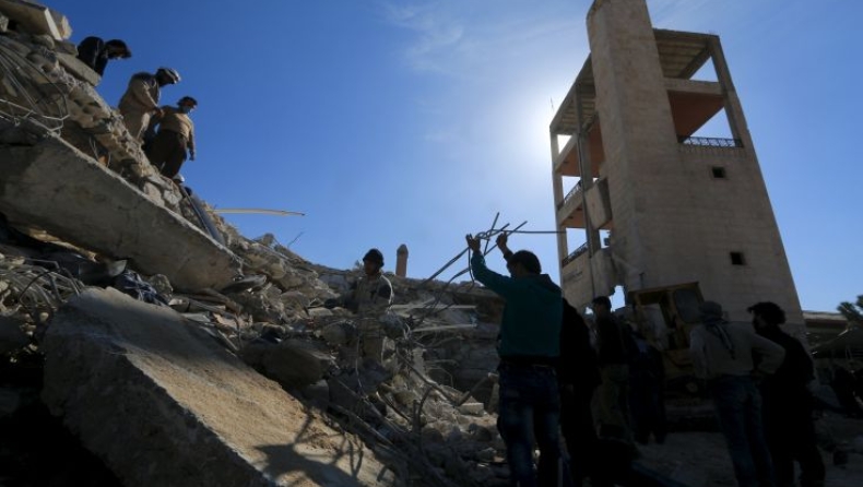 Πόνος δίχως τέλος! Σκοτώθηκαν 13 μέλη οικογένειας στη Συρία