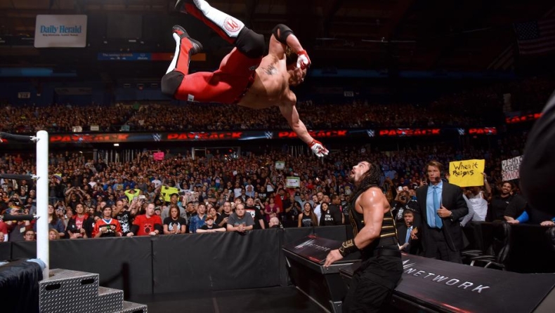 Το Reigns vs AJ Styles θα έχει ρεβάνς (vids)
