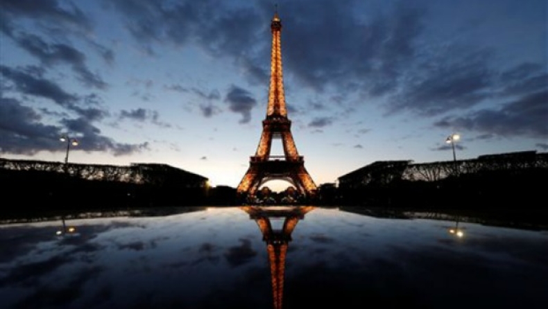 Πανσιόν θα γίνει ο Πύργος του Άιφελ κατά τη διάρκεια του Euro