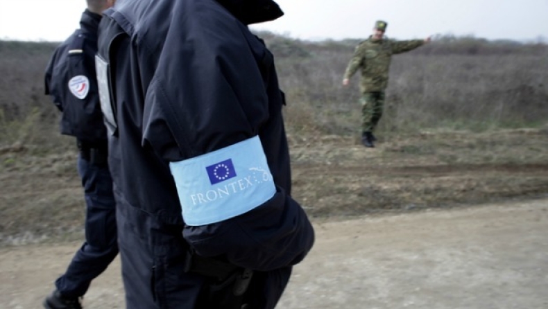 Η Κομισιόν επιμένει ότι στηρίζει την Ελλάδα στο προσφυγικό