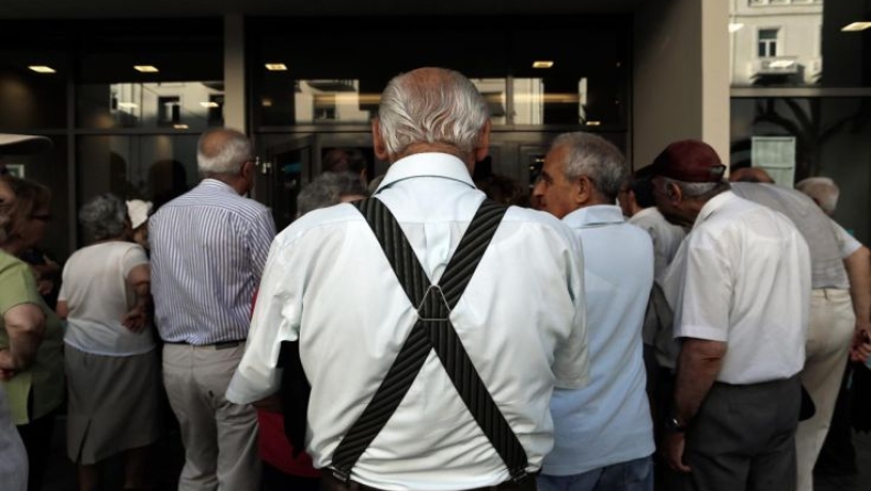 Ζητούν πίσω το ΕΚΑΣ 6 μηνών από 70.000 συνταξιούχους