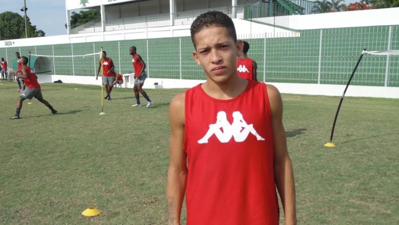 Νεαρός ποδοσφαιριστής ένας από τους βιαστές της 16χρονης στο Ρίο (pics)