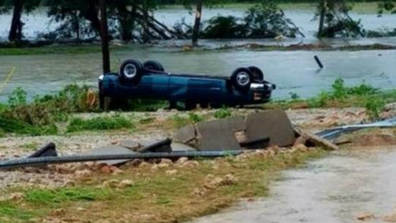 Φονικές πλημμύρες με δύο νεκρούς στο Τέξας (vid)