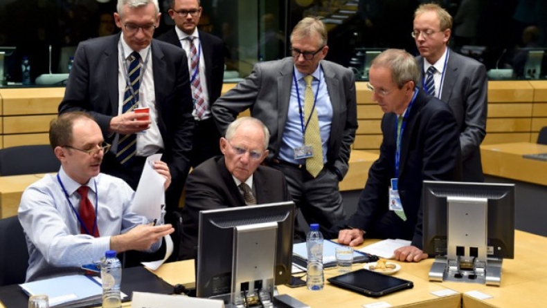 Ο Σόιμπλε μόνος εναντίον όλων στο Eurogroup