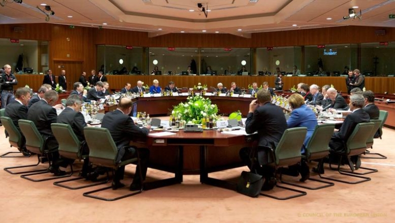 Χάσμα ΔΝΤ-Ε.Ε. για το χρέος πριν το κρίσιμο Eurogroup