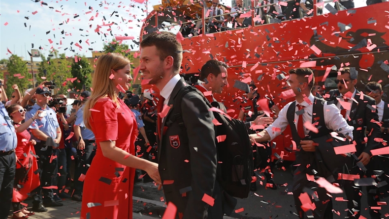 Η Αλβανία τίμησε τους διεθνείς της! (pics)