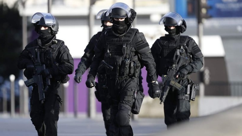 RAID ή«Μαύροι Πάνθηρες»! Αυτή είναι η ελίτ μονάδα της Γαλλικής αστυνομίας (pics)