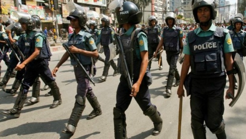 Μπαγκλαντές: Δολοφόνησαν γυναίκα αστυνομικού που ασχολείται με τη σύλληψη τζιχαντιστών