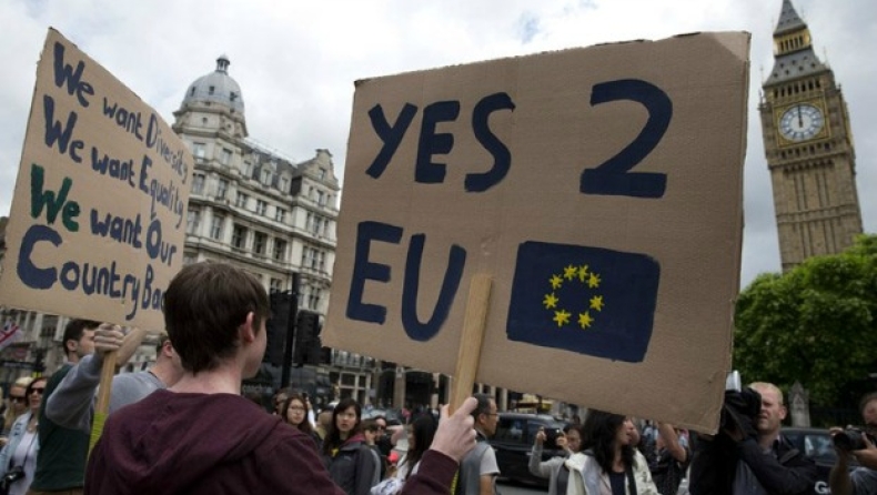 Δύο εκατομμύρια Βρετανοί ζητούν δεύτερο δημοψήφισμα μετά το Brexit