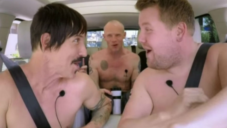 Έπος: Οι Red Hot Chili Peppers γυμνοί Carpool Karaoke (vid)