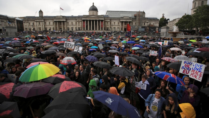 Χιλιάδες Λονδρέζοι διαδήλωσαν υπέρ της Ευρώπης