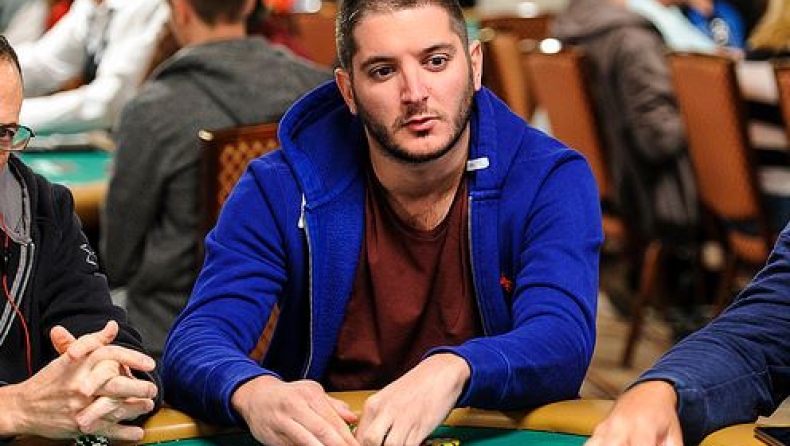 Ένας Έλληνας παίζει πόκερ για $438.417 στο Las Vegas