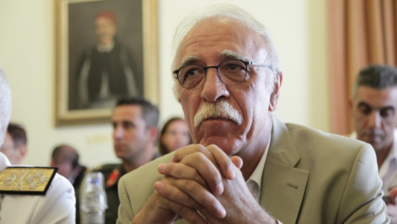 Τι απαντά ο Δρίτσας για τους 8 Τούρκους πραξικοπηματίες στην Ελλάδα