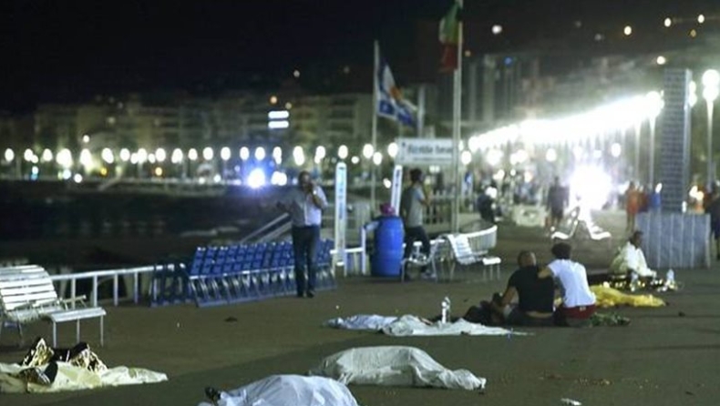 Βρετανία: Ταξιδιωτική οδηγία για τους Βρετανούς στη Γαλλία μετά το τρομοκρατικό χτύπημα