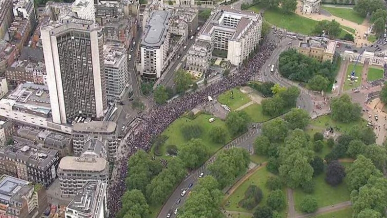 40.000 άνθρωποι διαδήλωσαν στο Λονδίνο κατά του Brexit