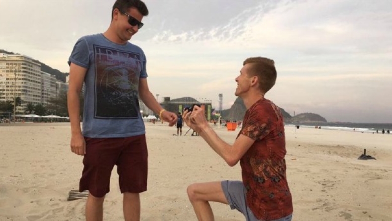 Αθλητής έκανε πρόταση γάμου στον αγαπημένο του στο Ρίο